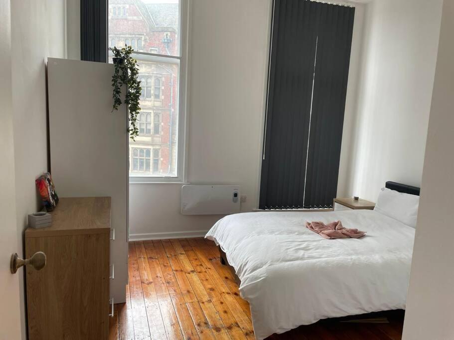 Spacious Flat For 6 City Center Gs305 Sheffield Exterior foto